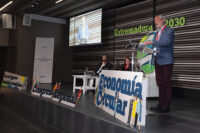 El presidente de la Diputación provincial de Cáceres, Carlos Carlos, interviene en el I Congreso de Economía Verde y Circular de Extremadura